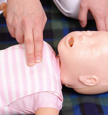 Infant-CPR-Class-in-Berkeley.jpg